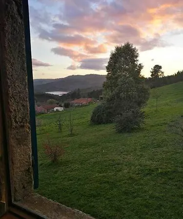 Terra Meiga Turismo Rural * Santiso